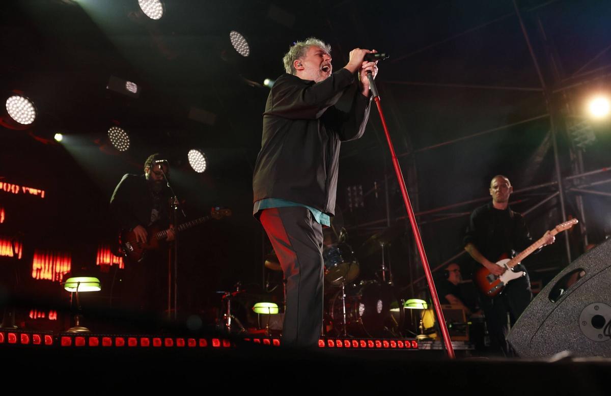 En imágenes: Así fue el concierto de Iván Ferreiro en Luanco al Mar En imágenes: Así fue el concierto de Iván Ferreiro en Luanco al Mar