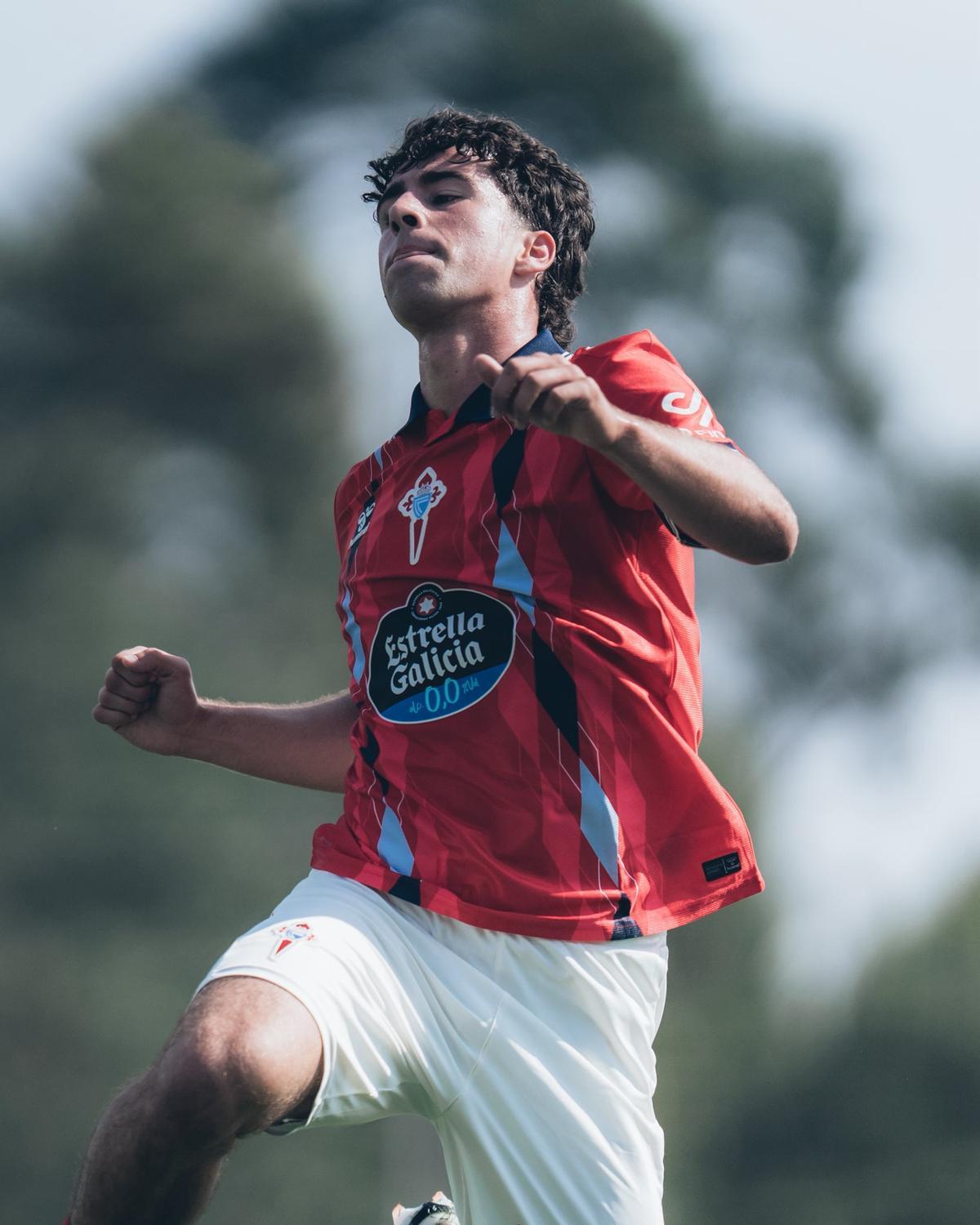 Hugo González celebra el gol