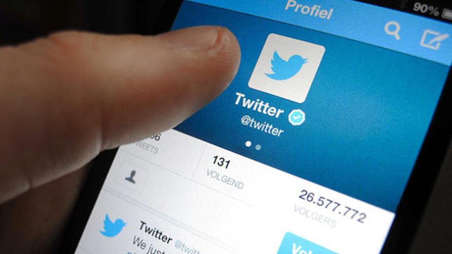 Twitter suprime los mensajes directos a cualquier usuario