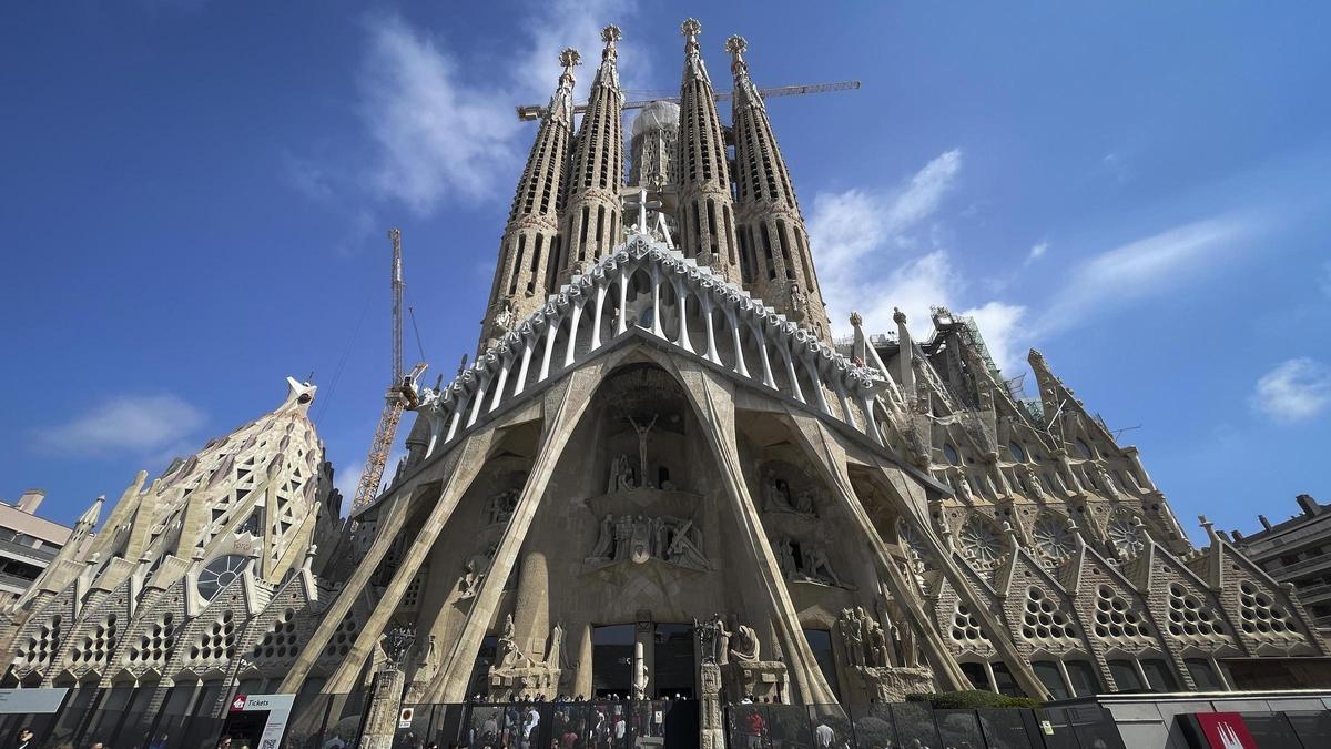 Fachada de la Pasión de la Sagrada Família de Barcelona