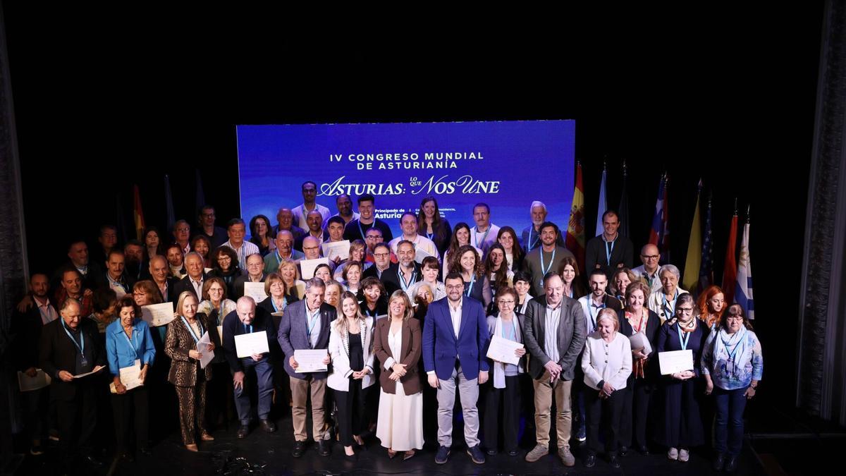 EN IMÁGENES: Los galardonados  el IV Congreso Mundial de Asturianía