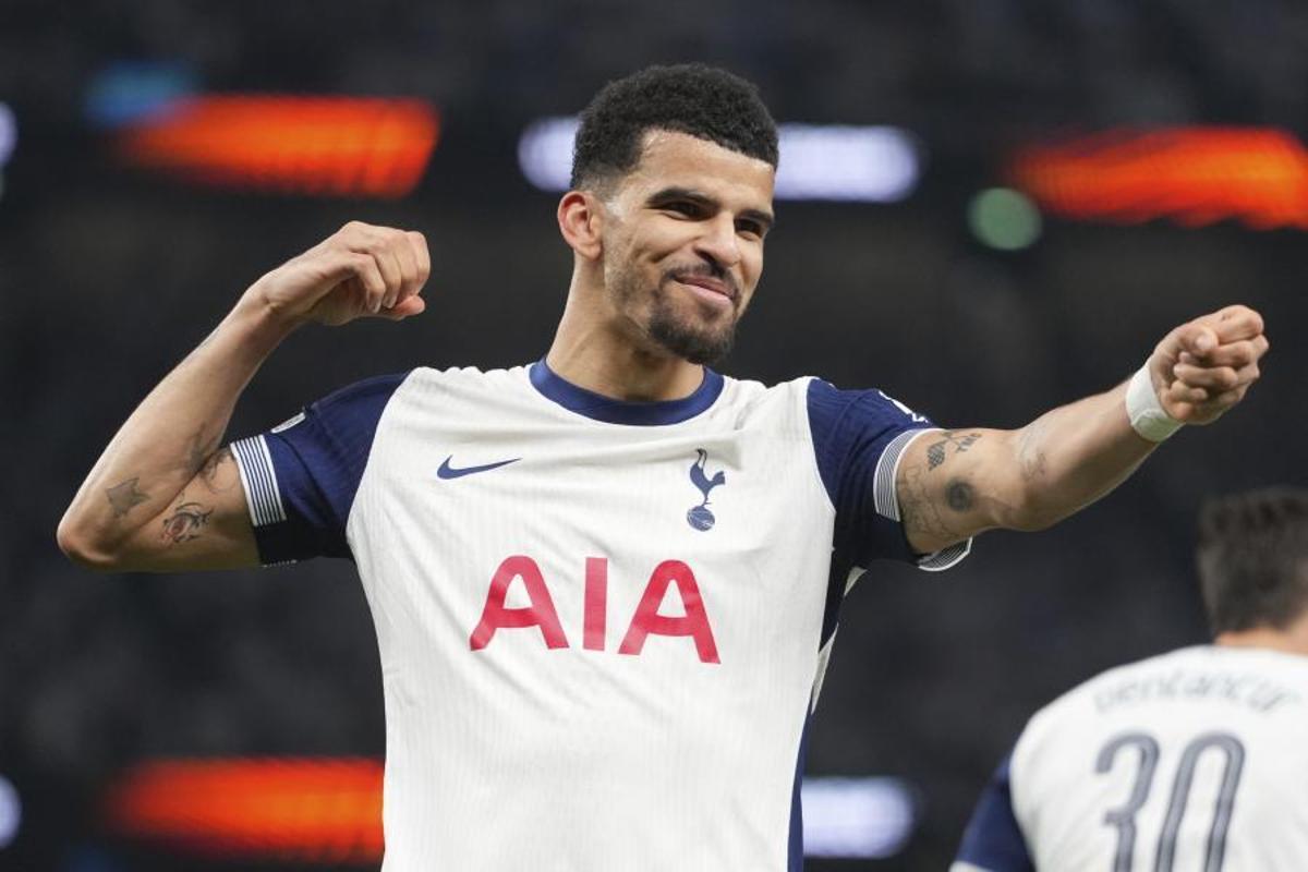 Tottenham's Dominic Solanke celebrates after scoring his side's third goal during the Europa League semifinal first leg soccer match between Tottenham Hotspur and Bodo/Glimt
