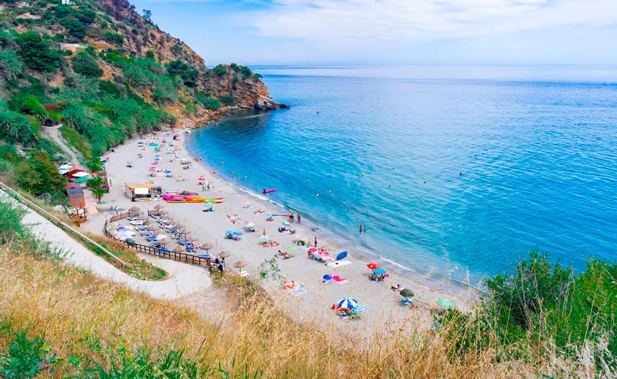 Playa de Maro, en Nerja (Málaga).