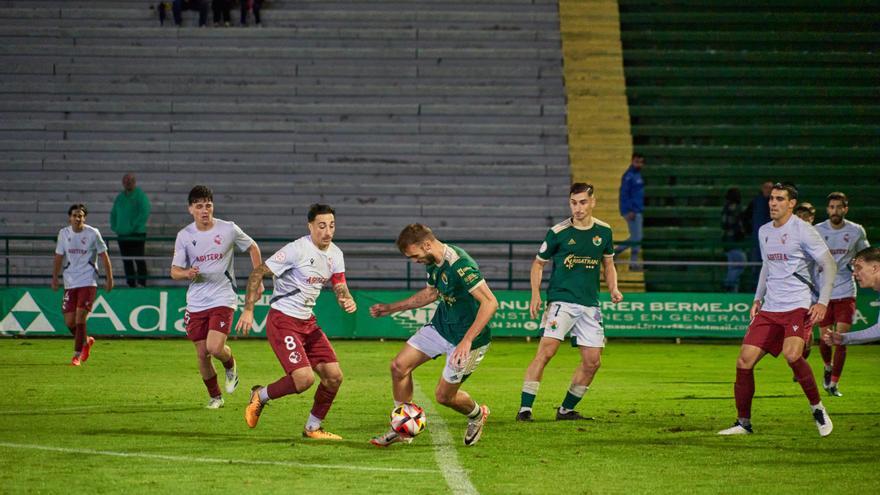 El Cacereño busca consuelo a sus males en la Copa ante el Castellón