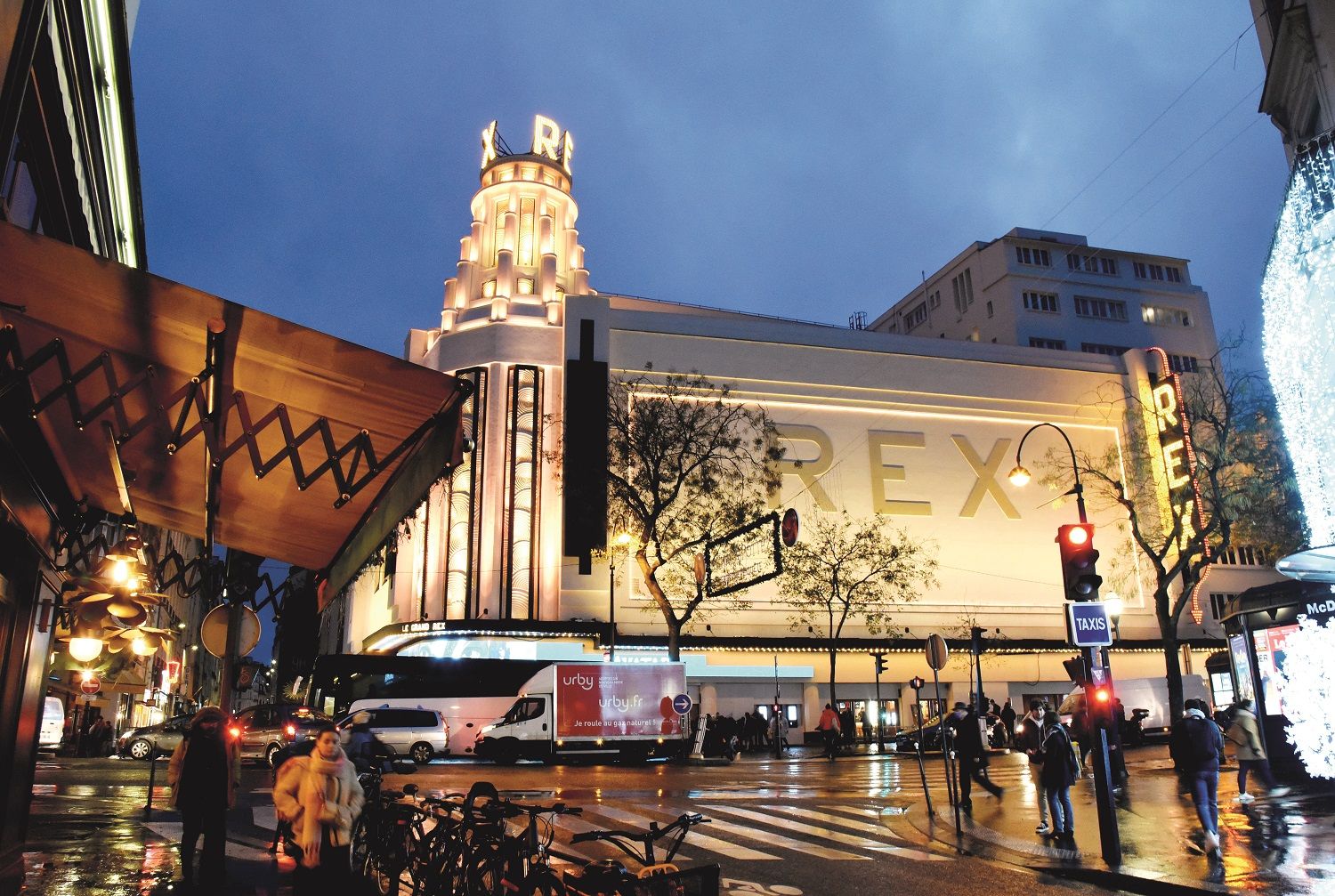 Cine Grand Rex, uno de los mejores ejemplos art déco de la capital francesa.