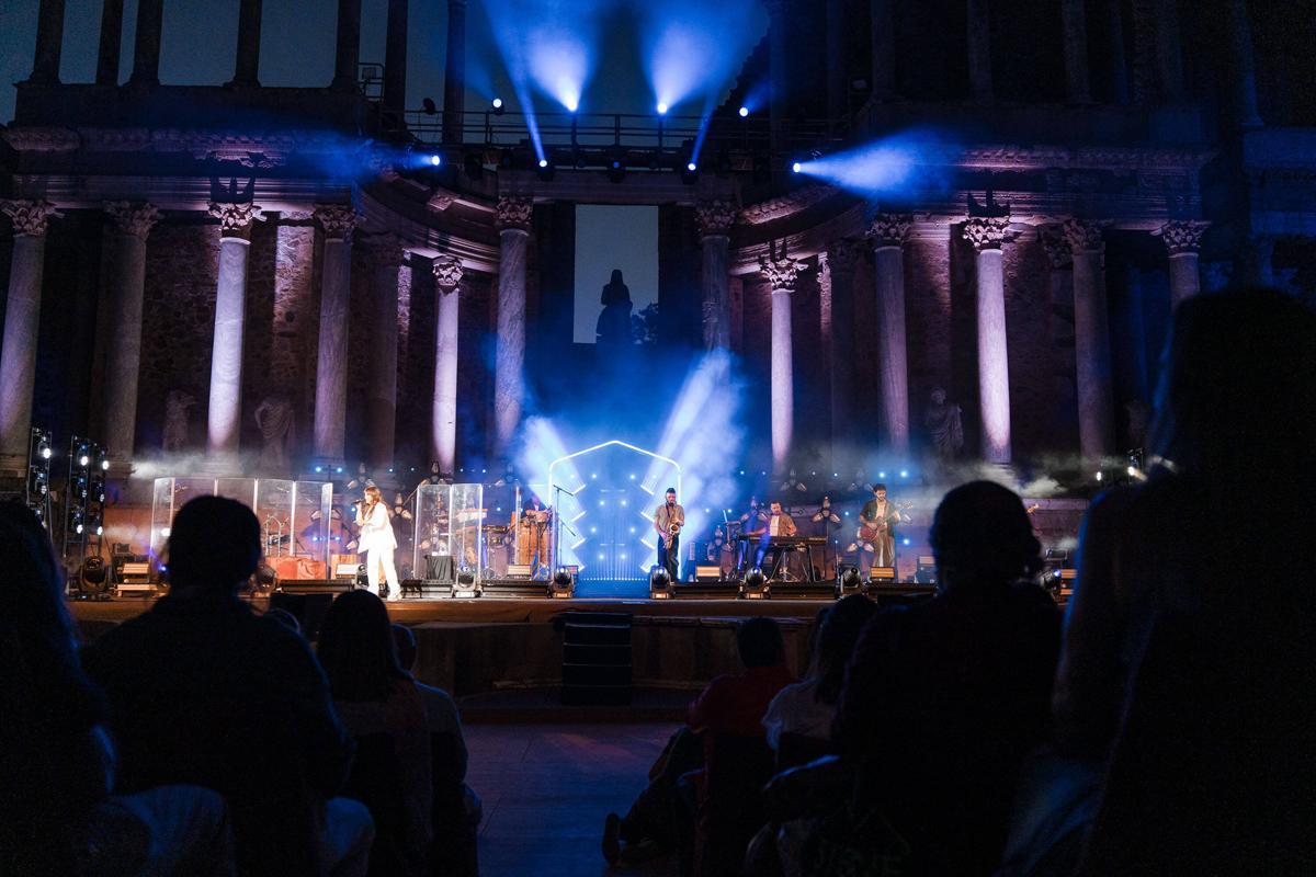 Fotogalería | Así fue el concierto de Vanesa Martín en el Teatro Romano de Mérida