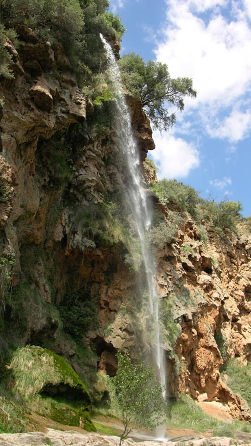 La cascada del Salto de la Novia, tan visitada y famosa.