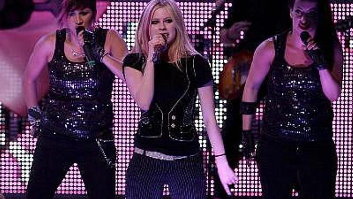 La cantante Avril Lavigne durante su concierto en el Grimaldi Forum, en Mónaco