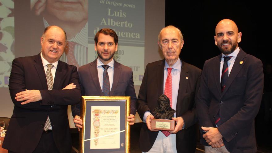 Homenaje a Luis Alberto de Cuenca en Cabra