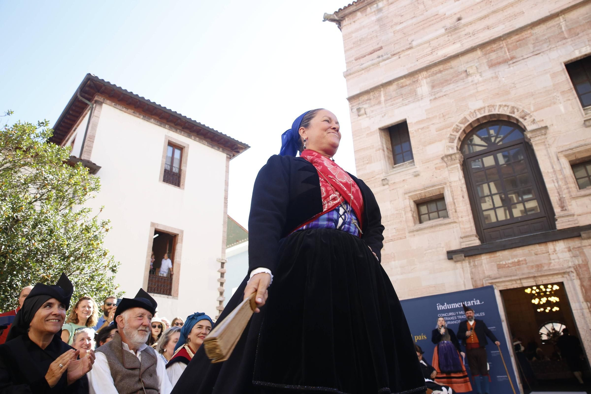 En imágenes: así ha sido el Día'l Traxe'l País en Grado