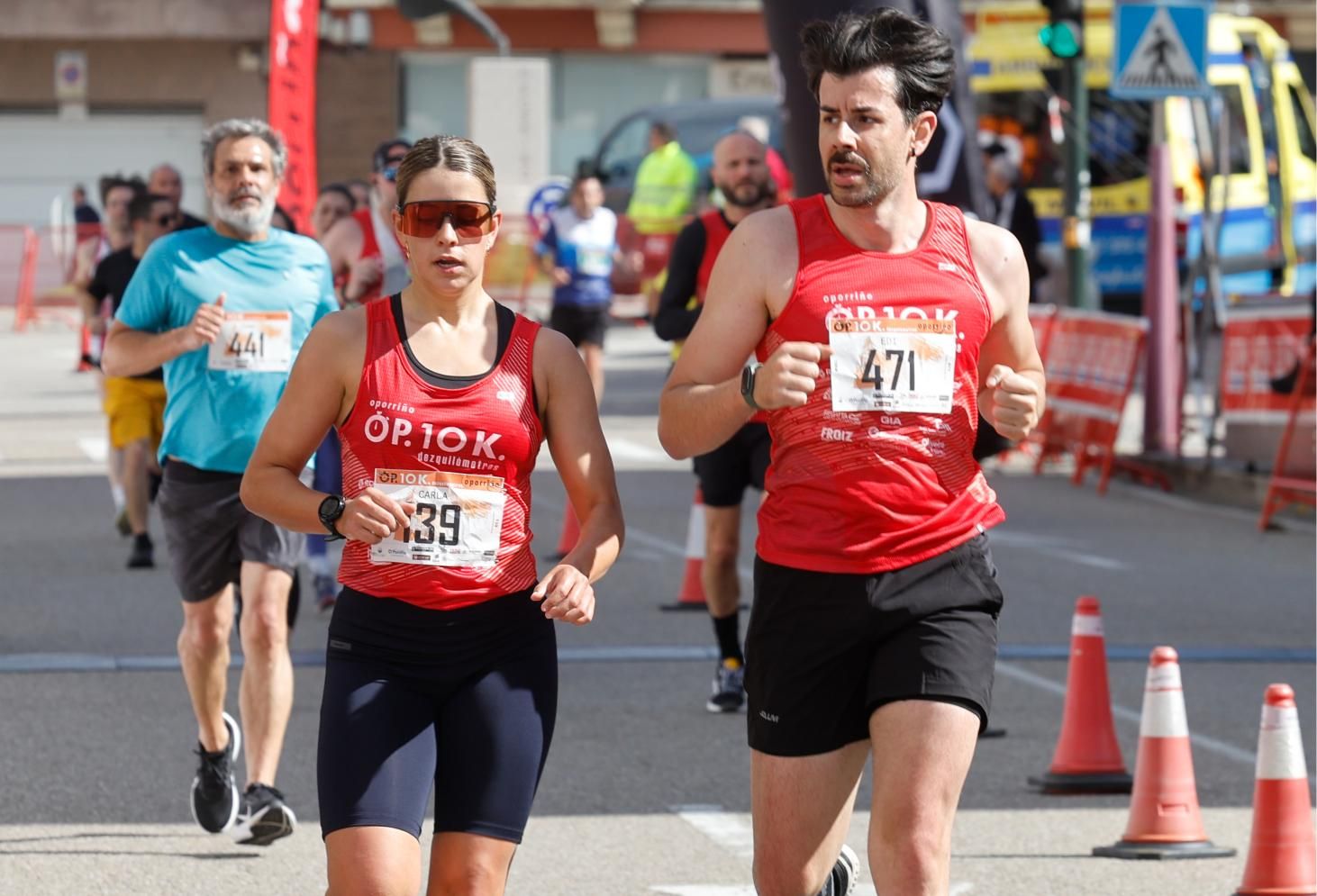 Ester Navarrete y El Mehdi El Nabaoui lideran la carrera O Porriño 10K