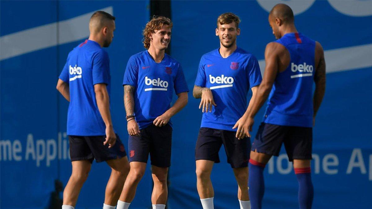 Los jugadores del Barça en un entrenamiento