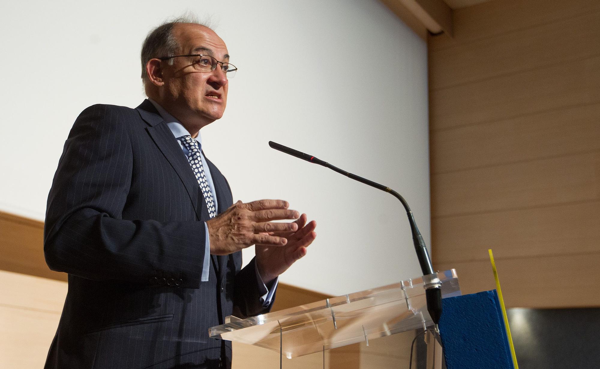 Joan Calabuig en el Foro +Europa: «El turismo y los sectores tradicionales tendrán el apoyo de los fondos europeos»