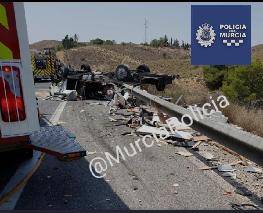 Accidente múiltiple en la A-7 a su paso por Cobatillas