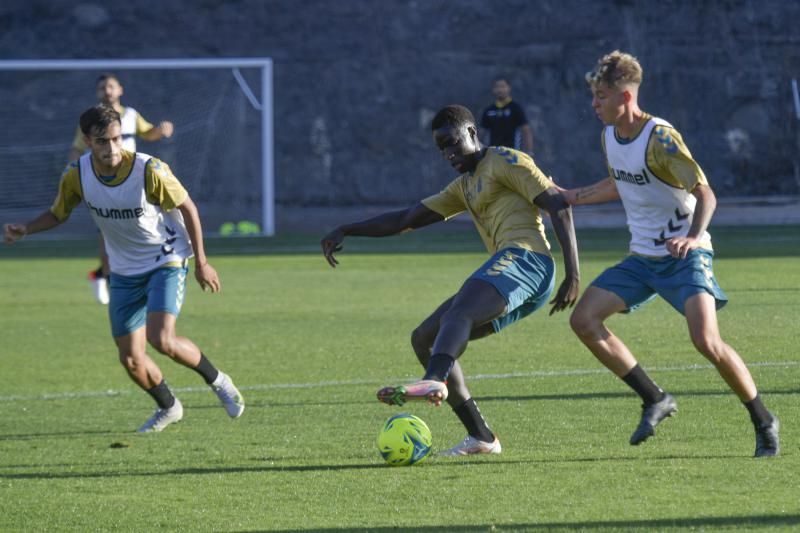 Entrenamiento de la UD Las Palmas (11/10/21)