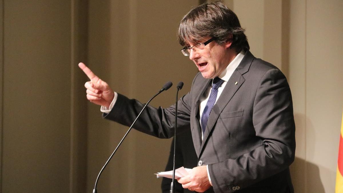 Carles Puigdemont, durante su discurso en el acto de Bruselas con alcaldes del pasado 7 de noviembre.