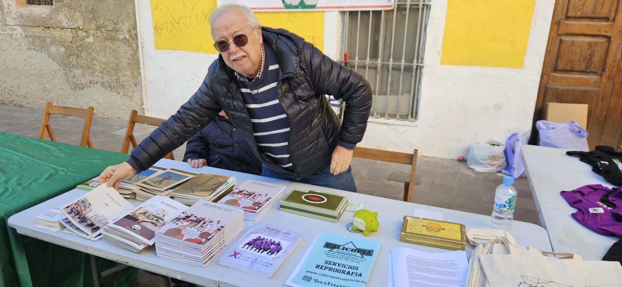 Benimaclet inaugura la Navidad con un Mercado de Artesanía