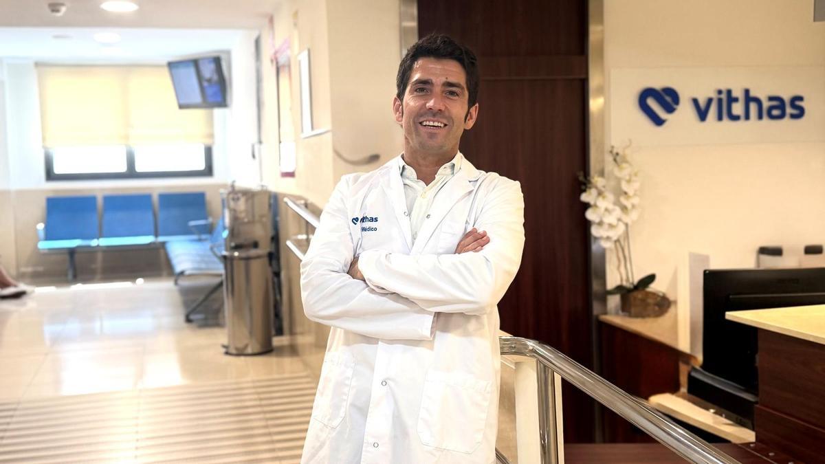 El doctor Alberto Cuevas, cirujano maxilofacial Vithas Málaga