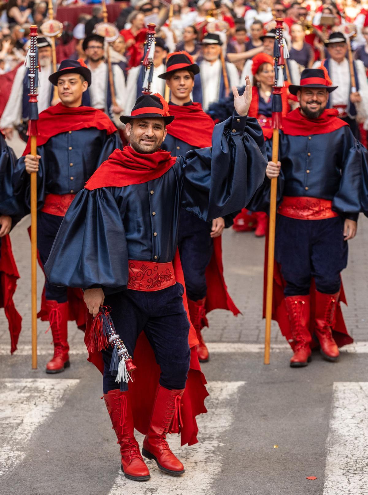 Las mejores imágenes de la triunfal Entrada Cristiana de Elda