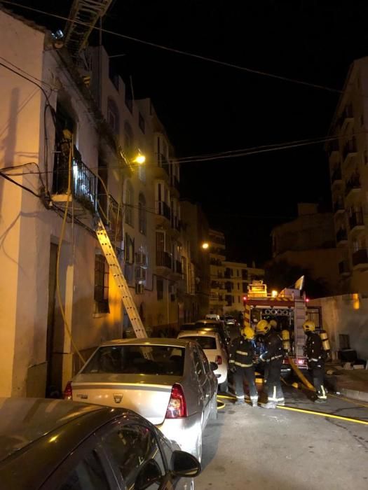 Incendio en una vivienda abandonada de Capuchinos