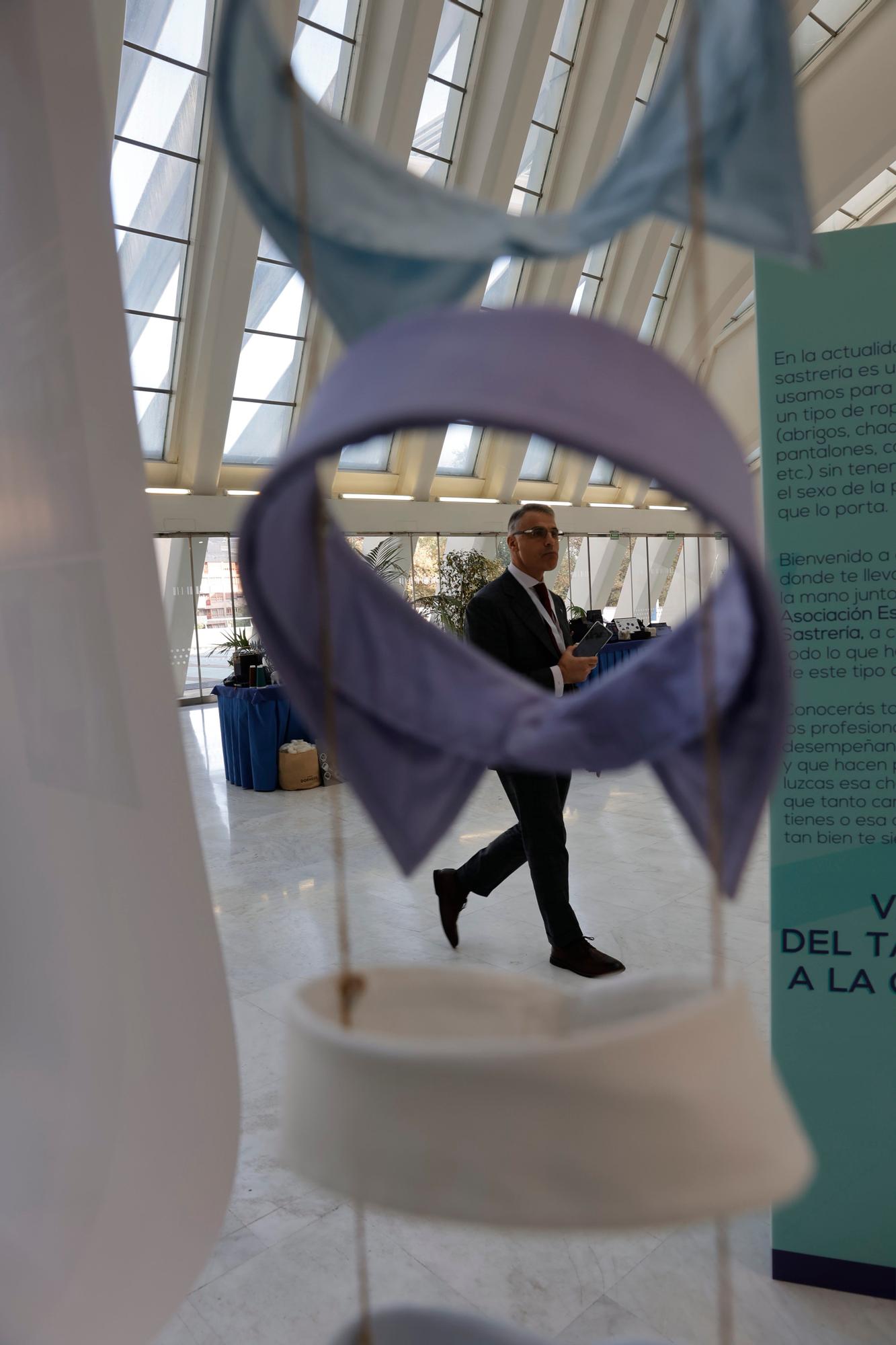 EN IMÁGENES: El Congreso Internacional de Sastrería llena el Calatrava en Oviedo