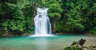 La mejor piscina natural cerca de Lleida para una escapada con niños