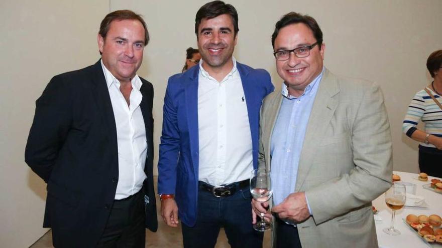 Ramón de Santiago, Nico Rodríguez y Javier Fernández, en la gala del fútbol de LA NUEVA ESPAÑA.