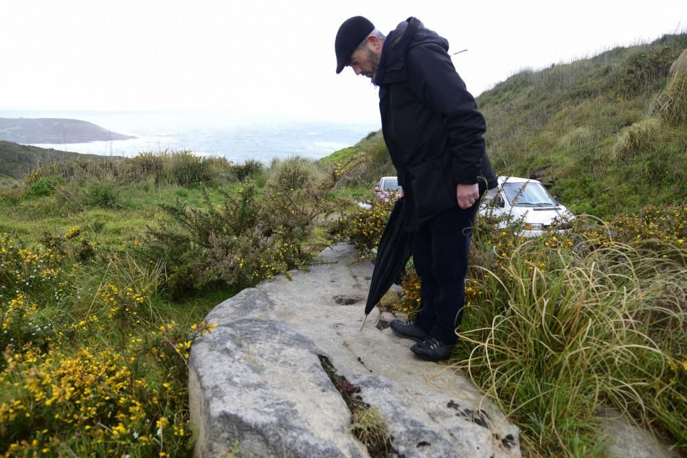 Un vecino reconoció la piedra en un paseo y alerta de que está en el trazado del nuevo poliducto. Tres restos arqueológicos similares son Bien de Interés Cultural