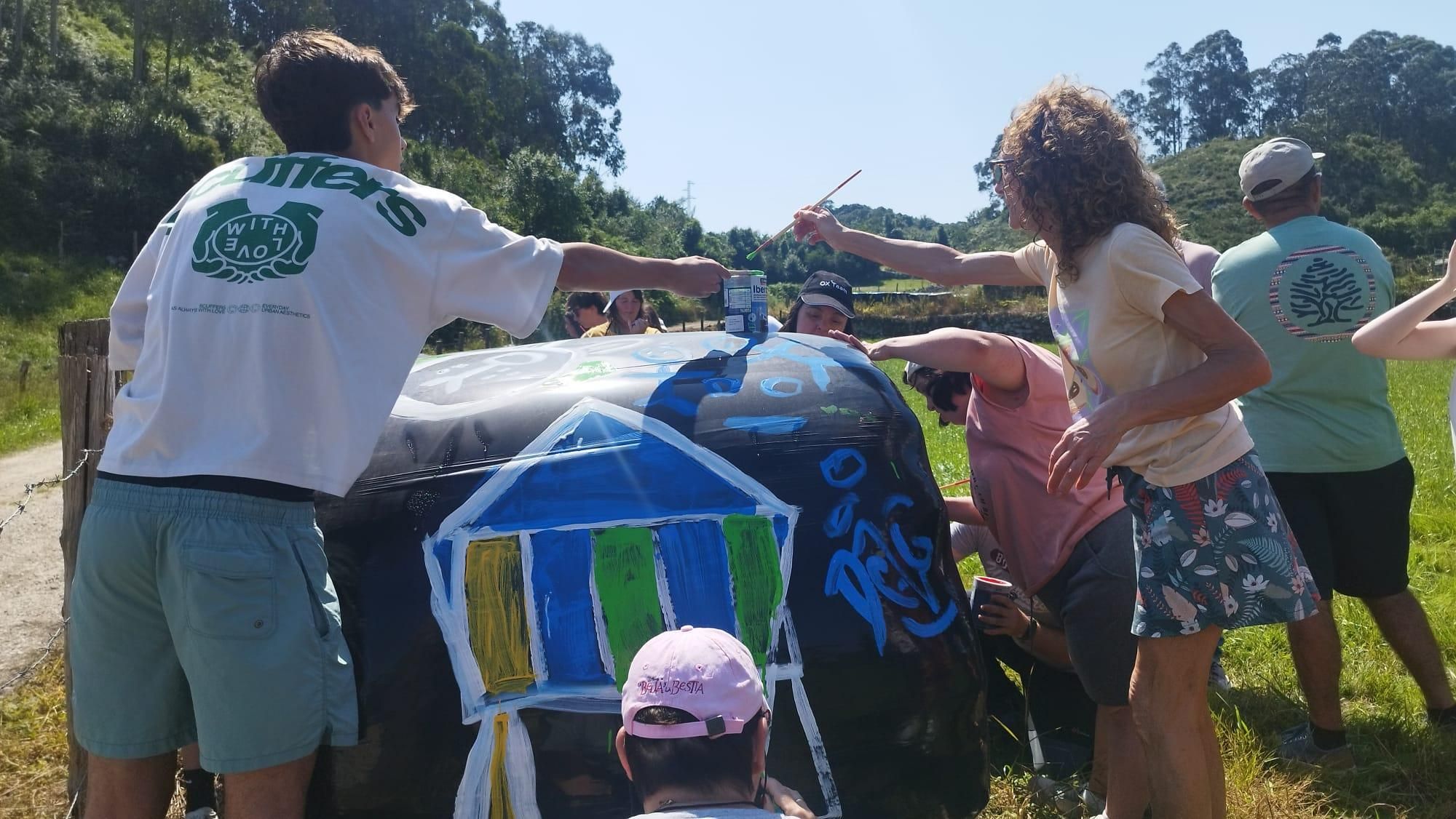 Explosión artística en los prados de Porrúa