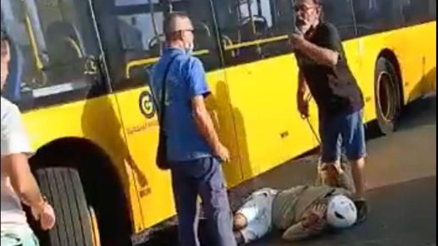 Dejan en libertad al conductor de la guagua que atropelló a un motorista en Escaleritas y le retiran el carné de conducir