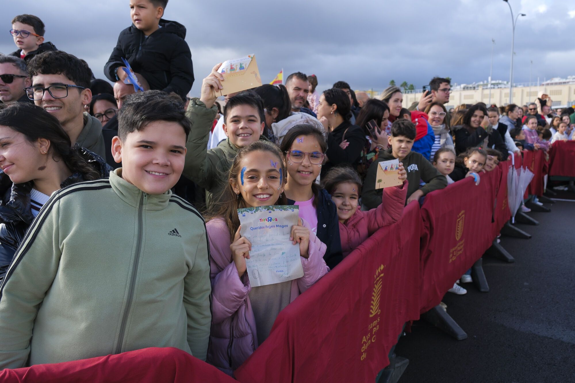 Llegada de los Reyes Magos, en la Base Naval 