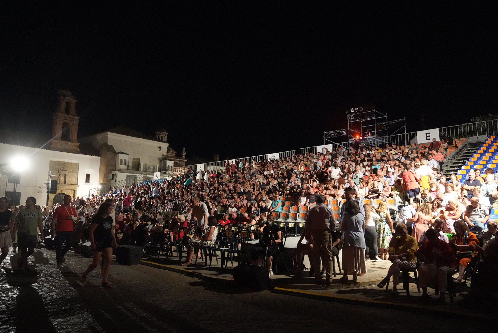 La Vaquera de la Finojosa alza el telón del teatro popular en la provincia de Córdoba