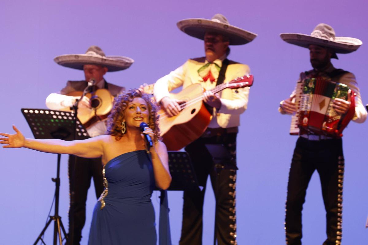 El concierto de Mina Longo en Gijón, en imágenes