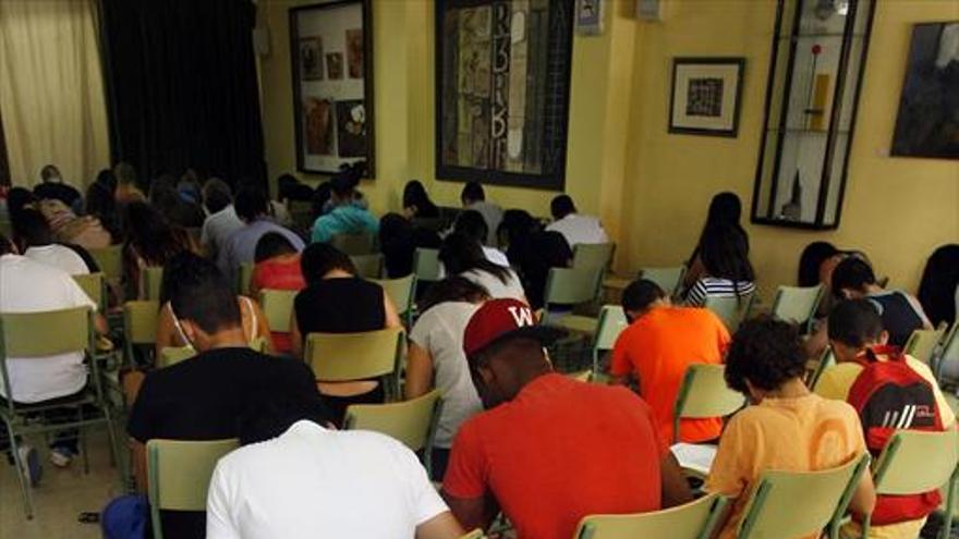 Los institutos piden quitar las pruebas de septiembre