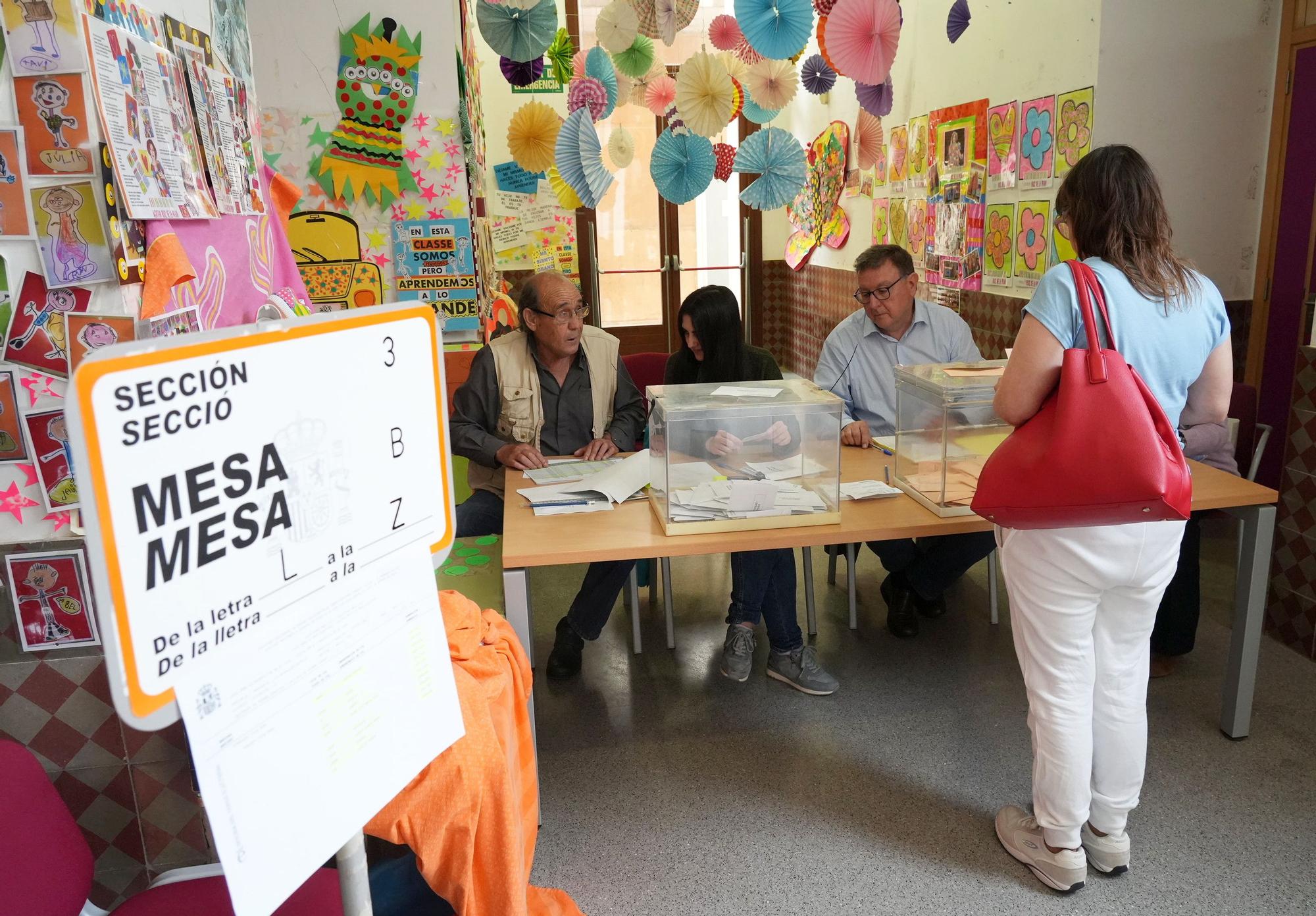 Las imágenes de la jornada electoral del 28M en Castellón