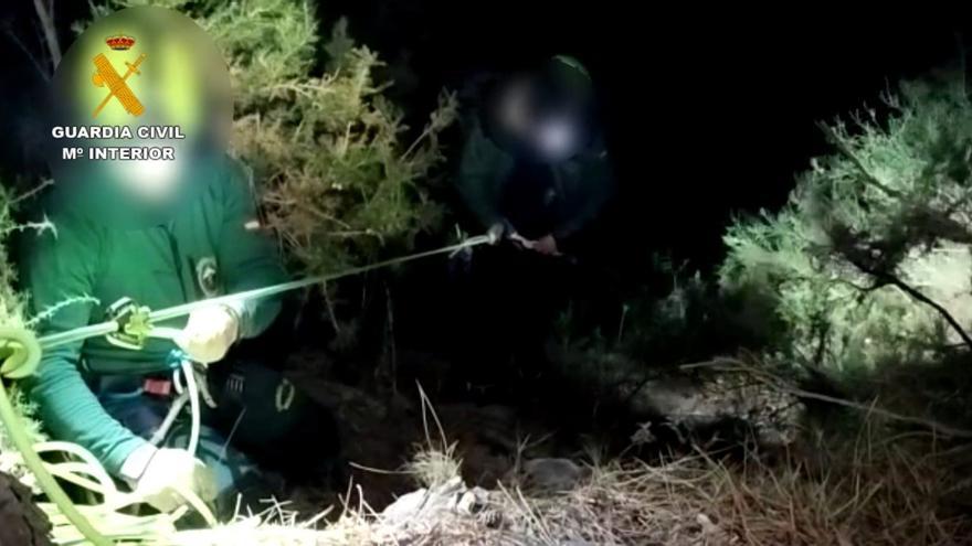 Tres rescatados el equipo de montaña de la Guardia Civil de Álora