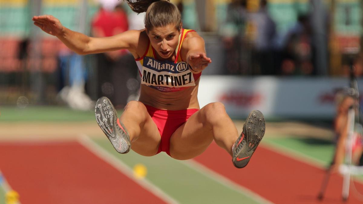 La atleta madrileña durante uno de sus saltos