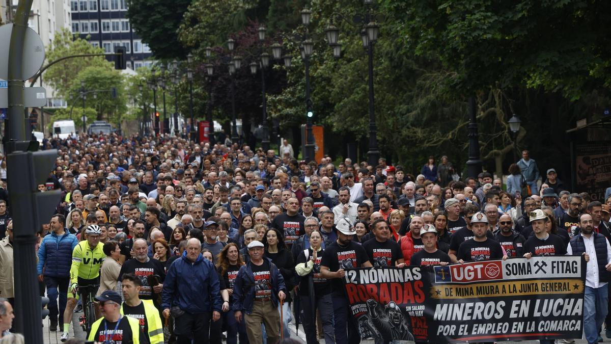 Marcha de los mineros de Mina Miura.