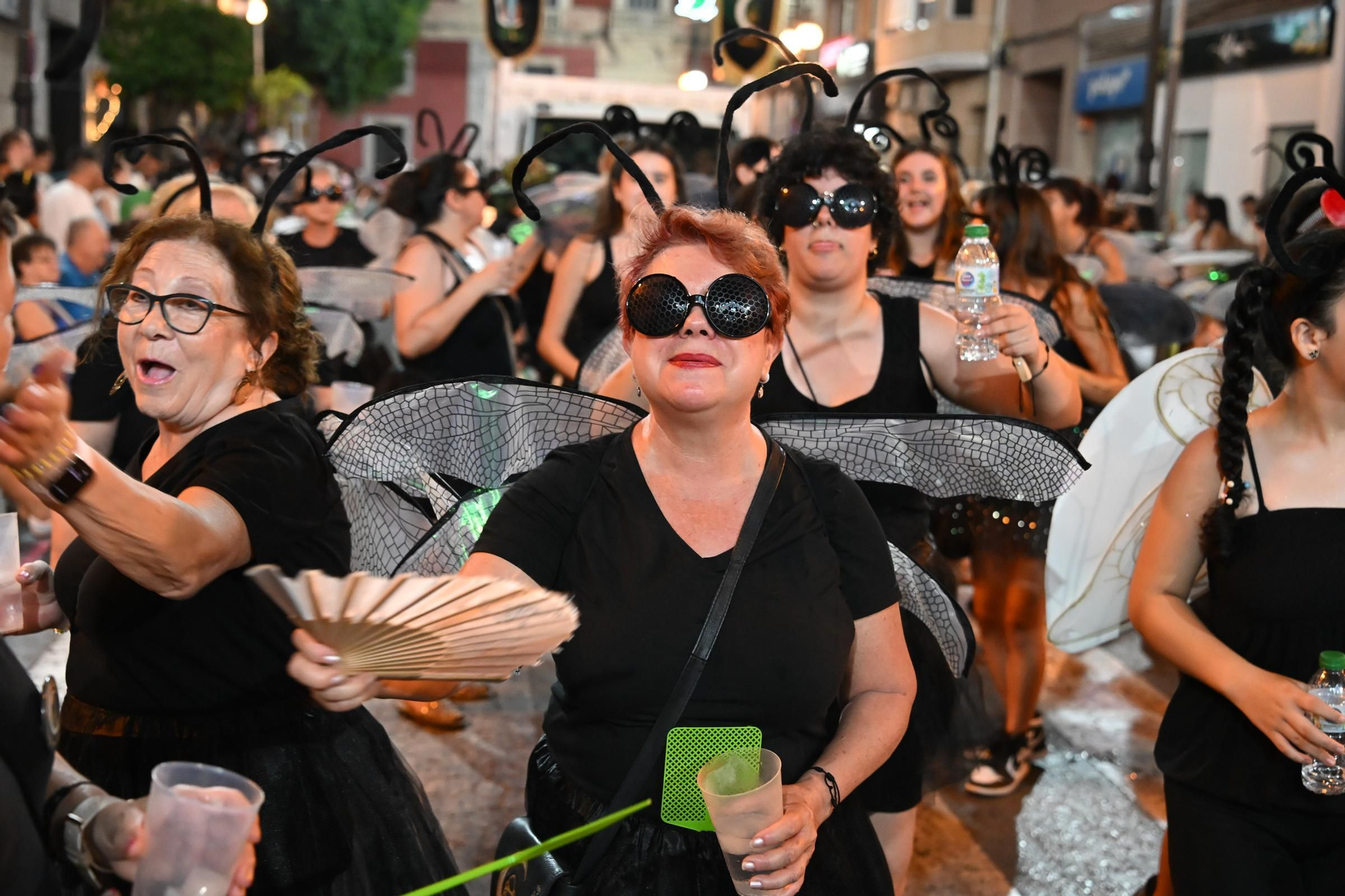 Las mejores imágenes de la Retreta de los Moros y Cristianos de Orihuela