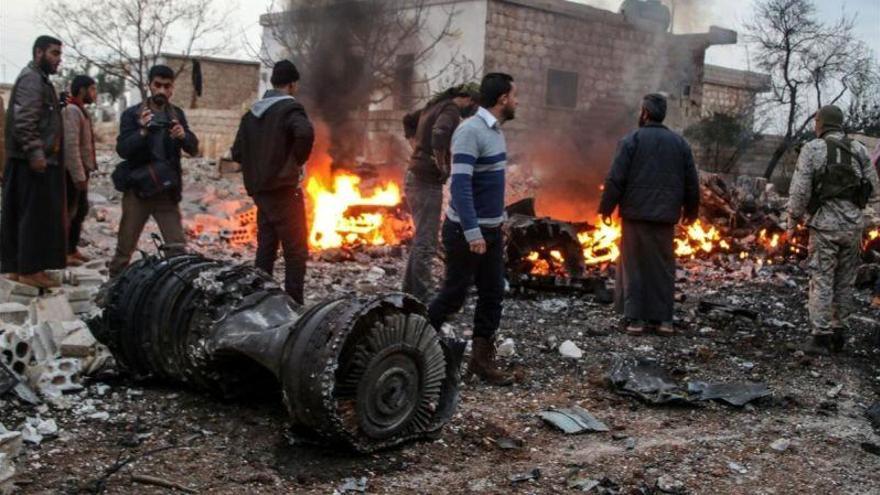 Un grupo armado derriba un avión ruso en Siria y mata después al piloto