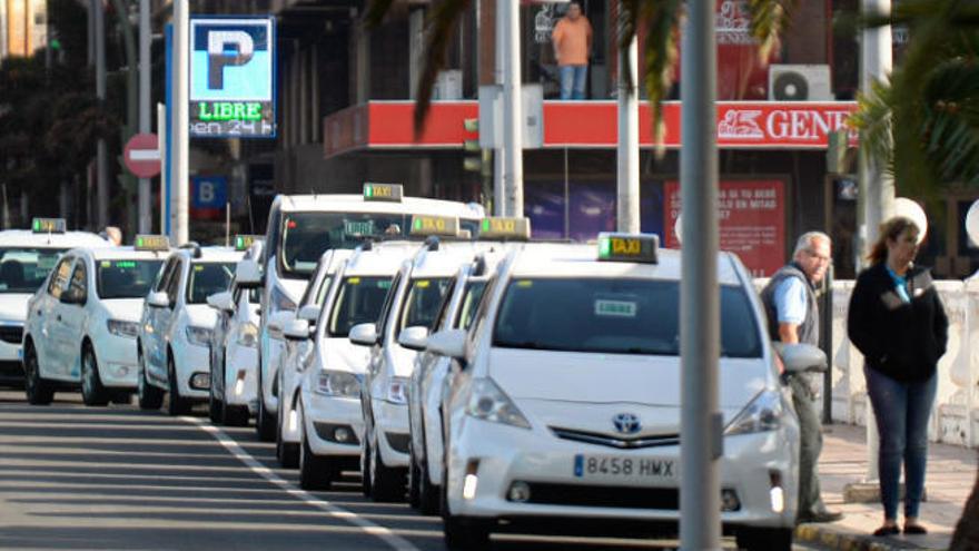 Las Palmas de Gran Canaria amplía el servicio de taxis a un tercio de la flota