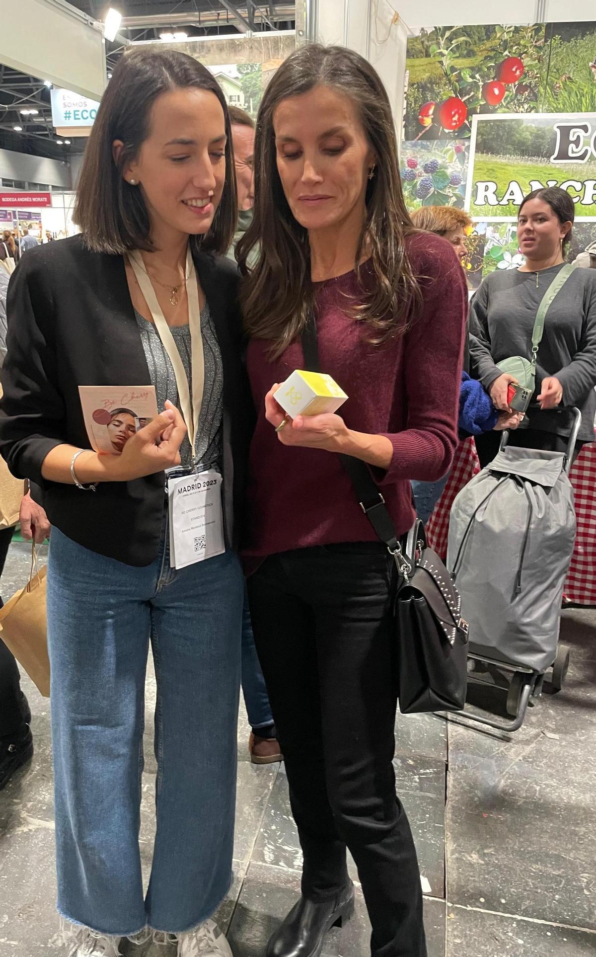 La marca cosmética de dos hermanas de Plasencia desarrollada desde el medio rural que llega a palacio