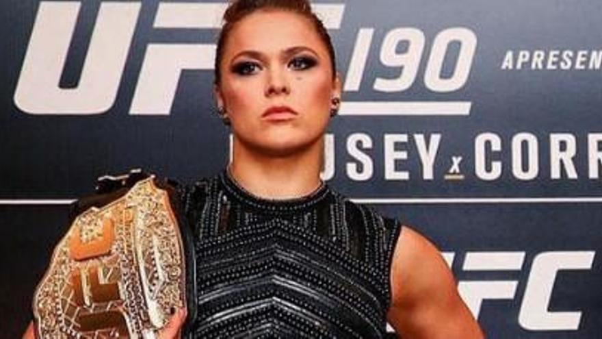 Rousey reta a Mayweather: &quot;Puedo ganarle en una pelea sin reglas&quot;