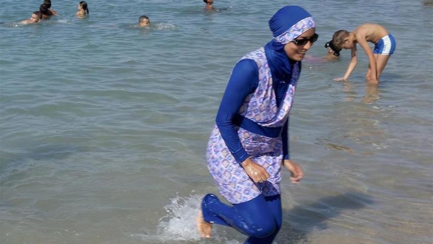 El Gobierno alemán respalda el uso de &#039;burkinis&#039; en las escuelas públicas