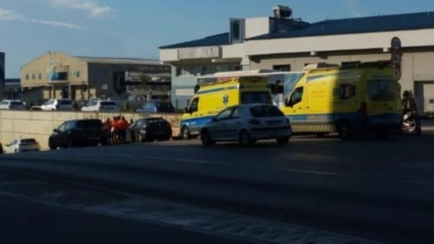 Aparatoso accidente entre tres coches en el túnel de Beiramar