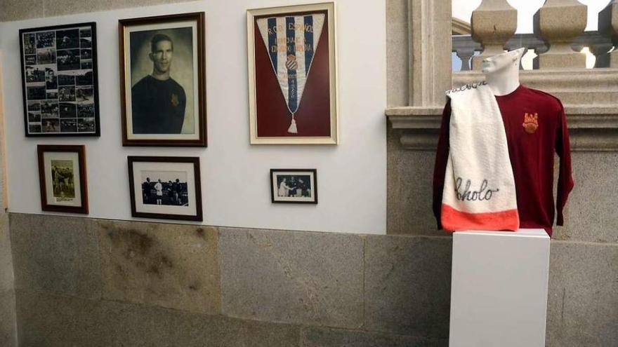 Pese al fin de los actos, la exposición del 75 aniversario seguirá abierta hasta enero. // R. Vázquez