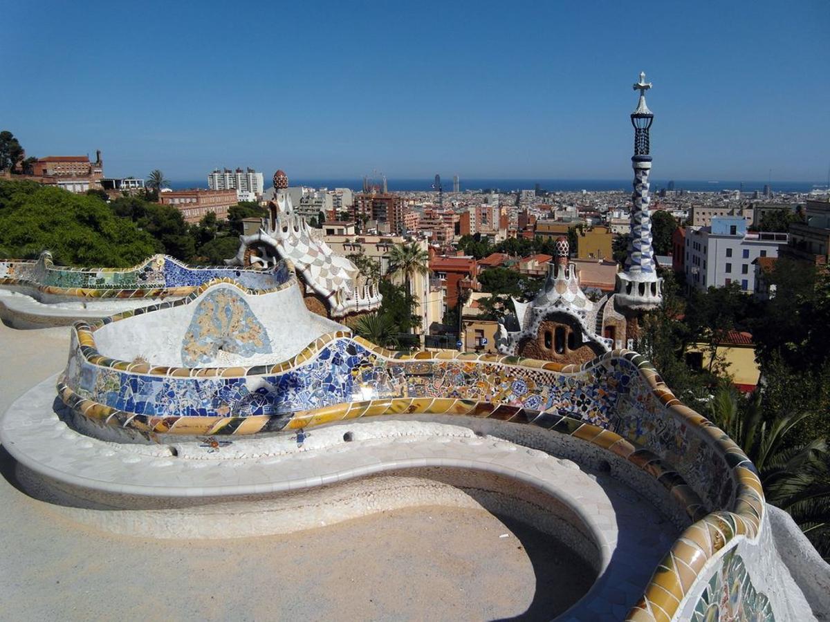 El parc Güell de Barcelona ofereix visites guiades a meitat de preu el cap de setmana de Sant Jordi