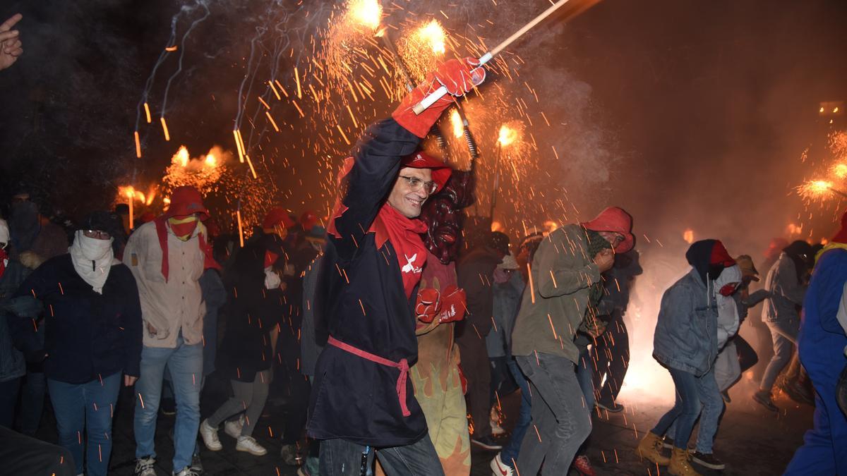 Un instant del correfoc de Manresa