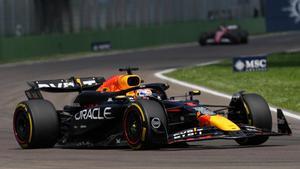 Max Verstappen, intratable en Imola