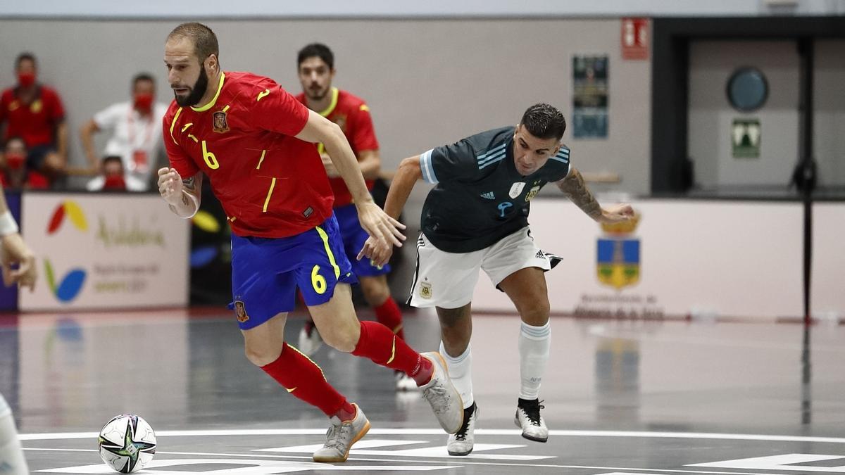 Paco Solano, en un partido entre España y Argentina.